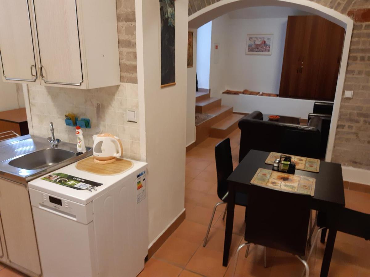 Studio Voluntario Hradec Kralove Bagian luar foto